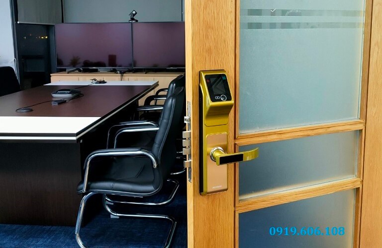 Khóa Cửa Thông Minh Viro Smart Lock 5in1 VR-F10