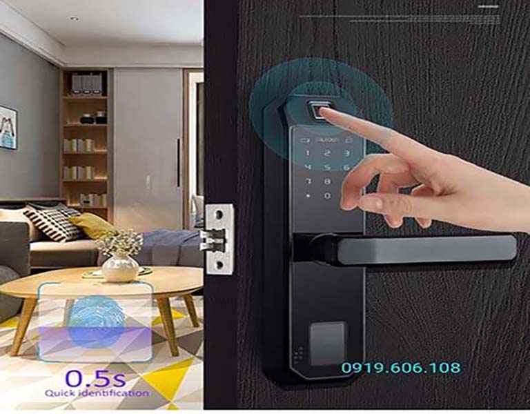 Khóa Cửa Thông Minh OneLock WS001 trang bị công nghệ hiện đại, nhiều tính năng nổi bật, mở khóa đa chức năng