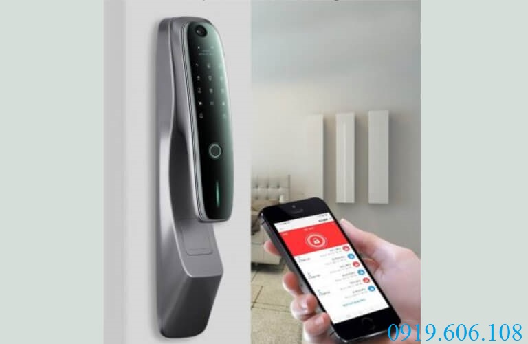OneLock SC007 kết nối với smartphone giúp bạn đóng mở cửa từ xa, quản lý nhật ký hoạt động của khóa hiệu quả