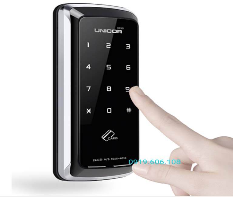 Khóa Cửa Thẻ Từ Unicor UN-325S 