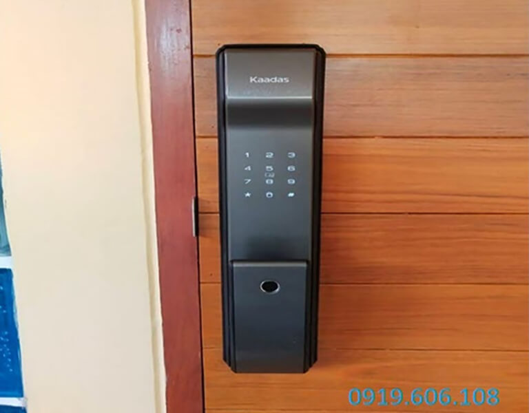 Khóa cửa thông minh Kaadas ứng dụng công nghệ FPC Thụy Điển hiện đại, mang lại nhiều tiện ích, tăng cường an ninh cho căn nhà của bạn